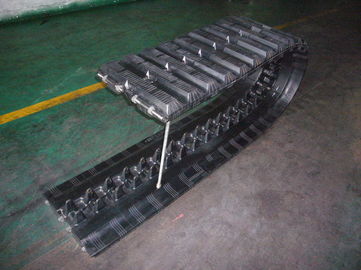 Schwere Ausrüstung segmentierte Gummi-Bahnen 450x110 mit flexibler Länge für Militärfahrzeug