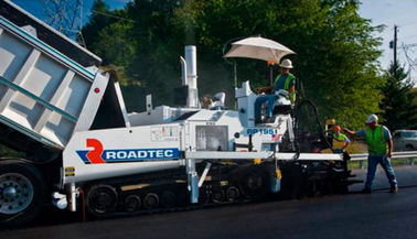 Ein guter Preis. Roadtec-Asphalt-Gummibahnen für Gleiter-Lader, -Gummi spürt anti- Altern auf Online