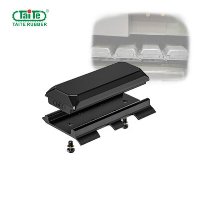 Ein guter Preis. Aufgeteilte Art Gummistraßenbetoniermaschinen-Bahn füllt Widerstand der 300MM Breiten-hohen Temperatur auf Online